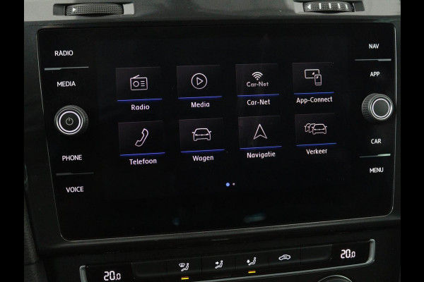 Volkswagen Golf 1.5 TSI Comfortline | Trekhaak | Carplay | Adaptive cruise | Navigatie | Parkeerhulp | Climate control | Bluetooth | Getint glas
