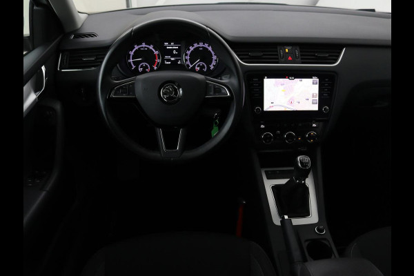 Škoda Octavia 1.0 TSI Ambition | Carplay | Navigatie | Climate control | Parkeerhulp | Cruise control | LED