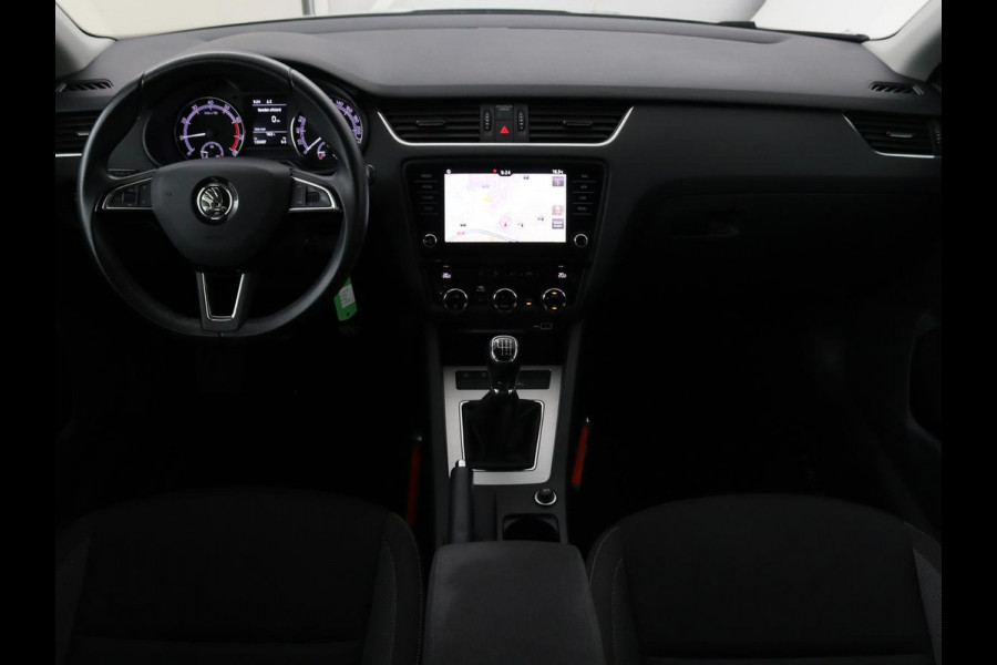 Škoda Octavia 1.0 TSI Ambition | Carplay | Navigatie | Climate control | Parkeerhulp | Cruise control | LED