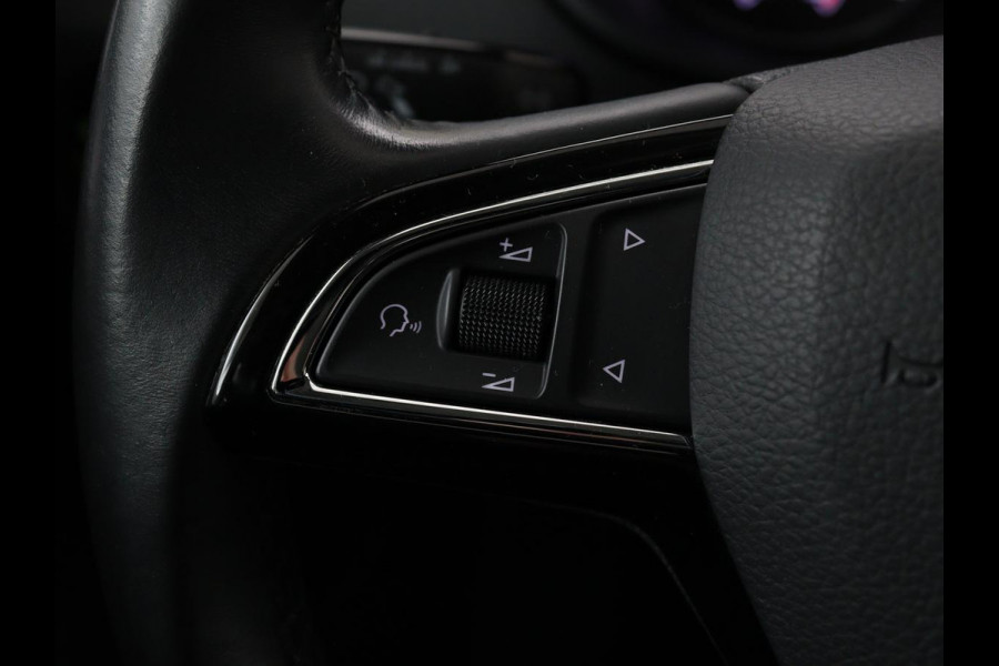 Škoda Octavia 1.0 TSI Ambition | Carplay | Navigatie | Climate control | Parkeerhulp | Cruise control | LED