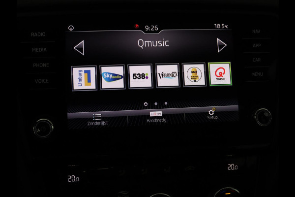 Škoda Octavia 1.0 TSI Ambition | Carplay | Navigatie | Climate control | Parkeerhulp | Cruise control | LED