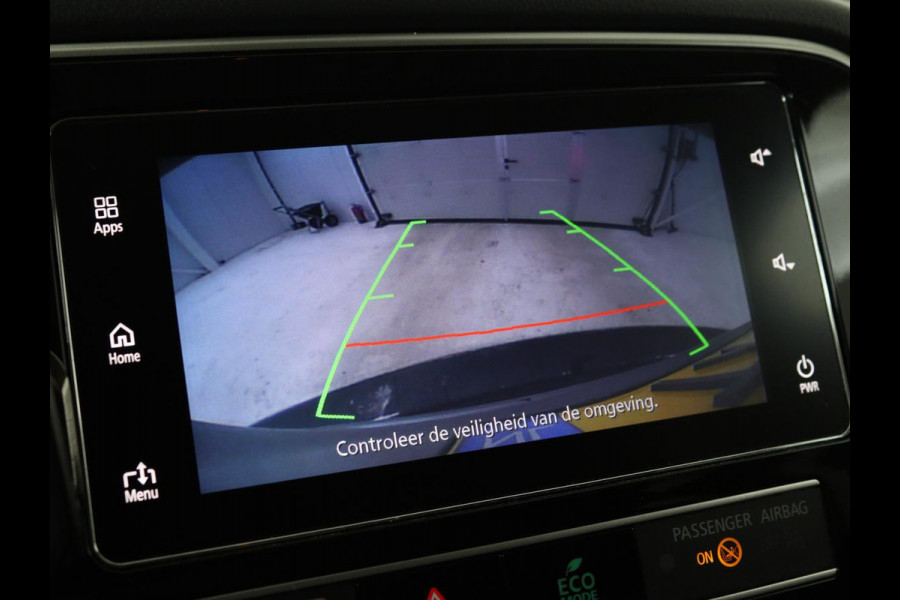 Mitsubishi Outlander 2.4 PHEV Pure | Carplay | Trekhaak | Leder/Alcantara | Keyless | Camera | Climate control | Cruise control