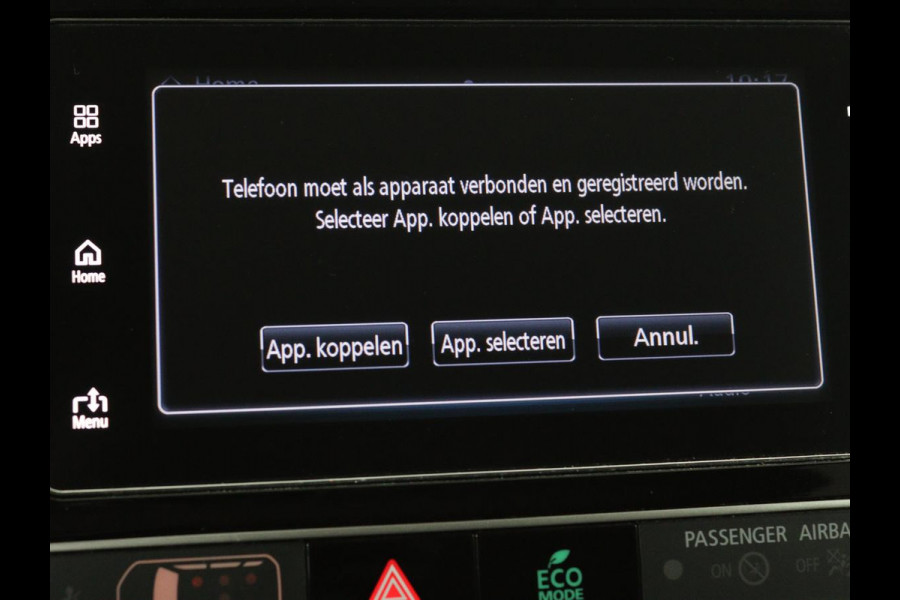 Mitsubishi Outlander 2.4 PHEV Pure | Carplay | Trekhaak | Leder/Alcantara | Keyless | Camera | Climate control | Cruise control