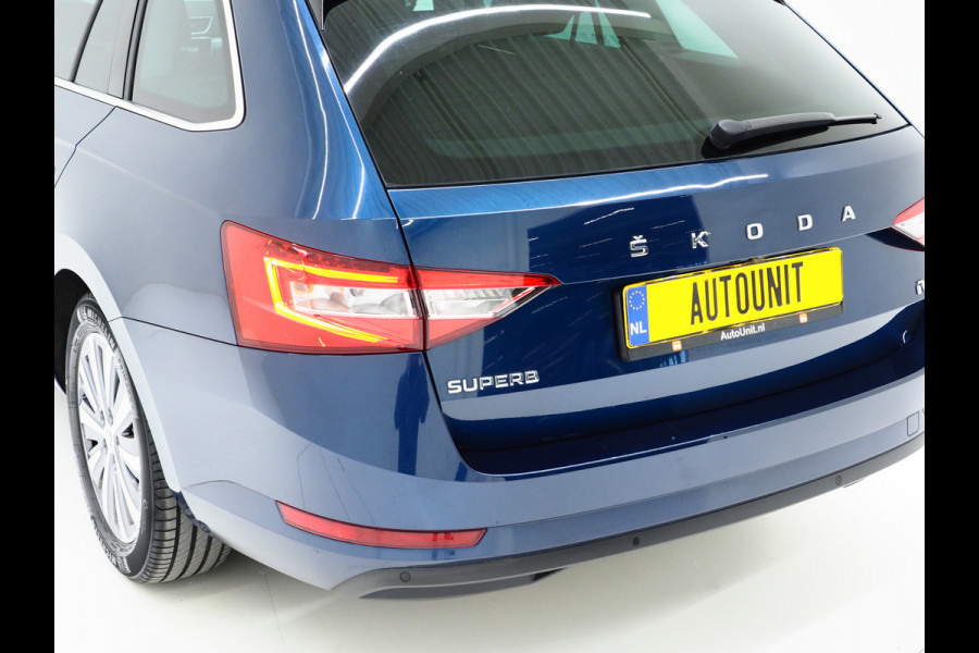 Škoda Superb Combi 1.4 TSI iV 218PK | Panoramadak | Trekhaak | Camera | Keyless | Adaptive Cruise | Carplay