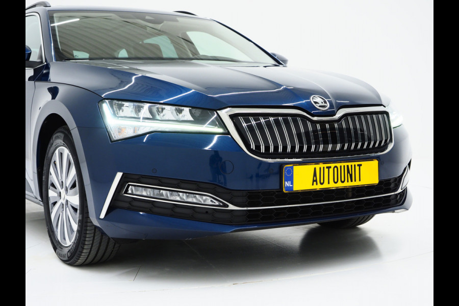 Škoda Superb Combi 1.4 TSI iV 218PK | Panoramadak | Trekhaak | Camera | Keyless | Adaptive Cruise | Carplay