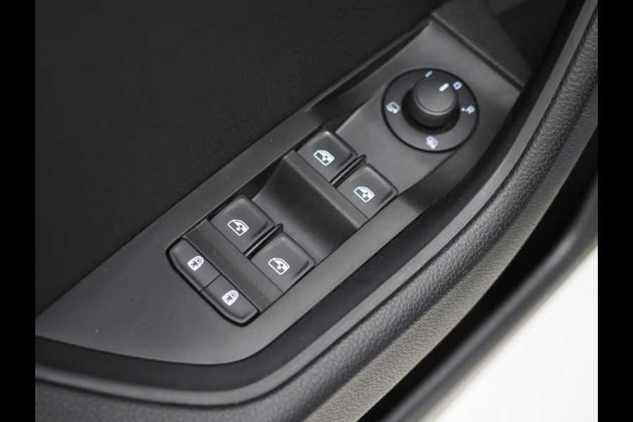 Škoda Superb Combi 1.4 TSI iV 218PK | Panoramadak | Trekhaak | Camera | Keyless | Adaptive Cruise | Carplay