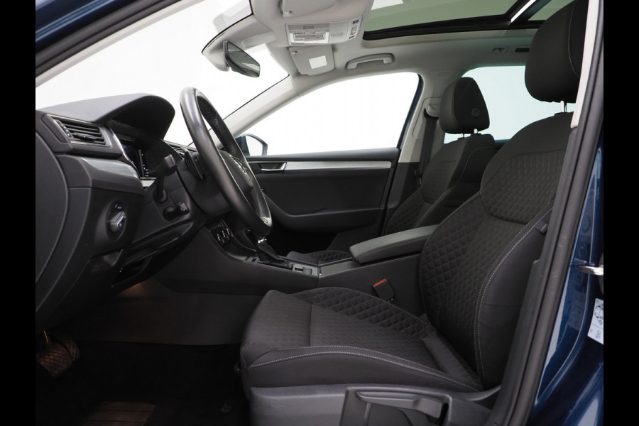 Škoda Superb Combi 1.4 TSI iV 218PK | Panoramadak | Trekhaak | Camera | Keyless | Adaptive Cruise | Carplay