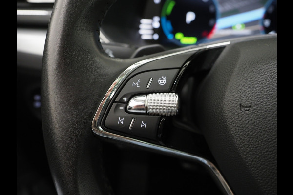 Škoda Superb Combi 1.4 TSI iV 218PK | Panoramadak | Trekhaak | Camera | Keyless | Adaptive Cruise | Carplay