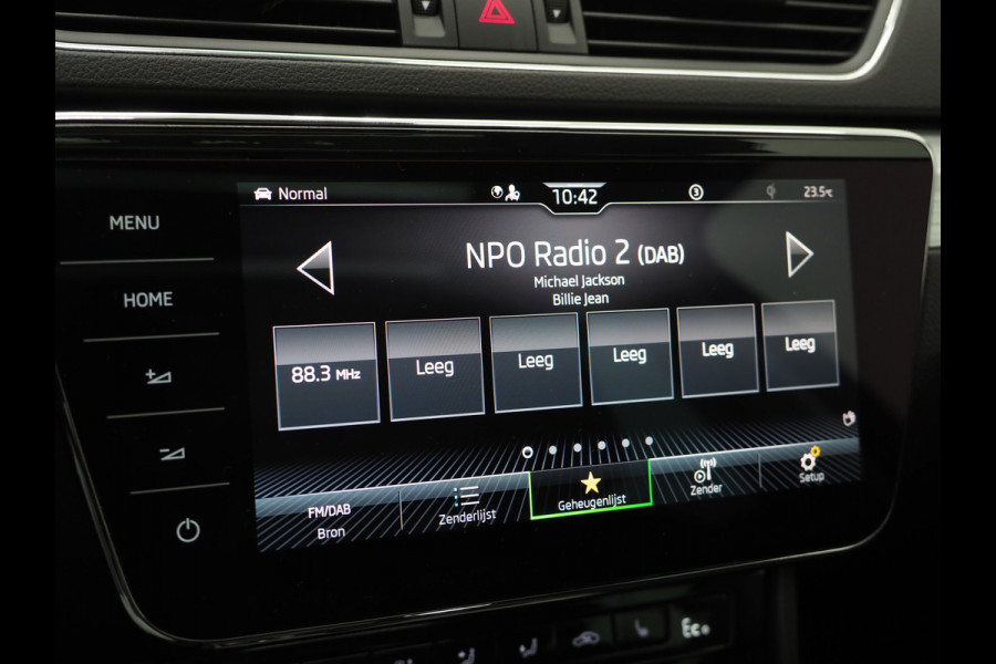 Škoda Superb Combi 1.4 TSI iV 218PK | Panoramadak | Trekhaak | Camera | Keyless | Adaptive Cruise | Carplay