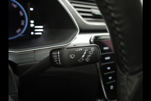 Škoda Superb Combi 1.4 TSI iV 218PK | Panoramadak | Trekhaak | Camera | Keyless | Adaptive Cruise | Carplay