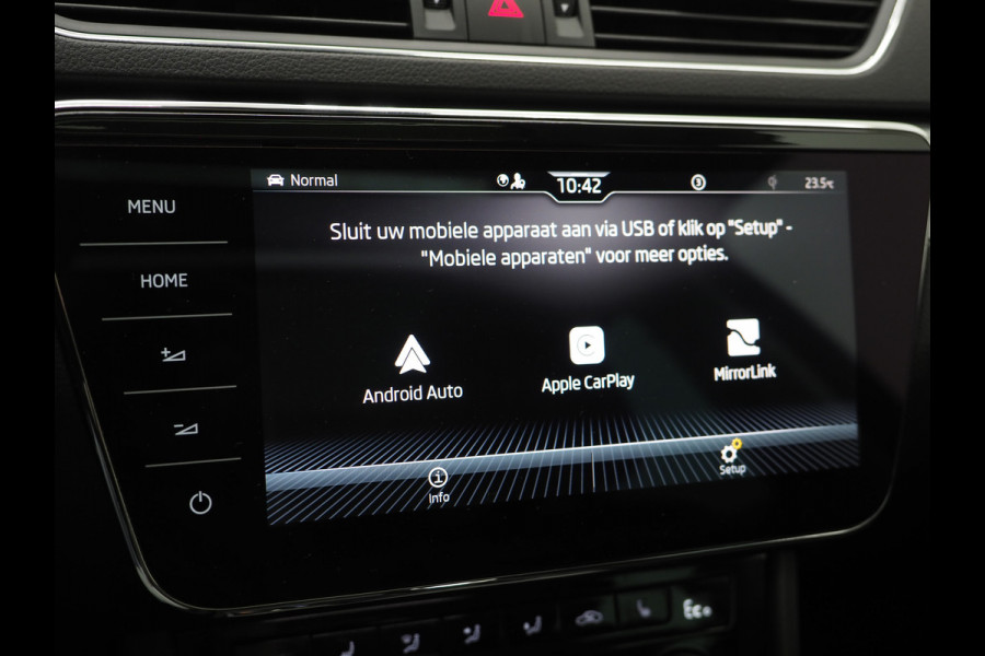 Škoda Superb Combi 1.4 TSI iV 218PK | Panoramadak | Trekhaak | Camera | Keyless | Adaptive Cruise | Carplay
