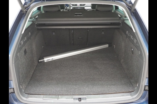 Škoda Superb Combi 1.4 TSI iV 218PK | Panoramadak | Trekhaak | Camera | Keyless | Adaptive Cruise | Carplay