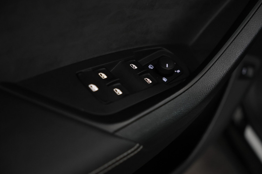 Škoda Kodiaq 2.0 TDI Sportline Business Automaat, Panorama, Navigatie, Climate,
