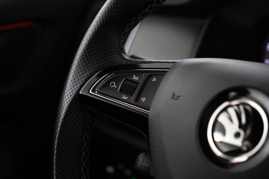 Škoda Kodiaq 2.0 TDI Sportline Business Automaat, Panorama, Navigatie, Climate,
