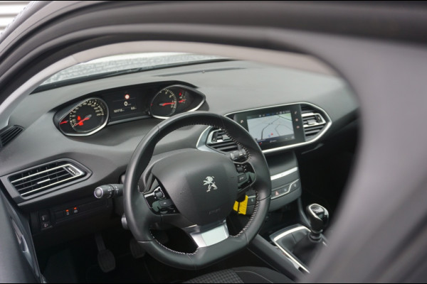 Peugeot 308 SW 110PK Blue Lease Executive TREKHAAK | CARPLAY | PANO | NAVI!