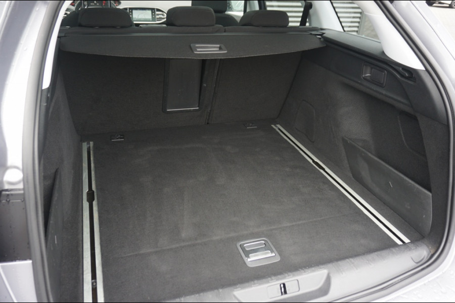 Peugeot 308 SW 110PK Blue Lease Executive TREKHAAK | CARPLAY | PANO | NAVI!