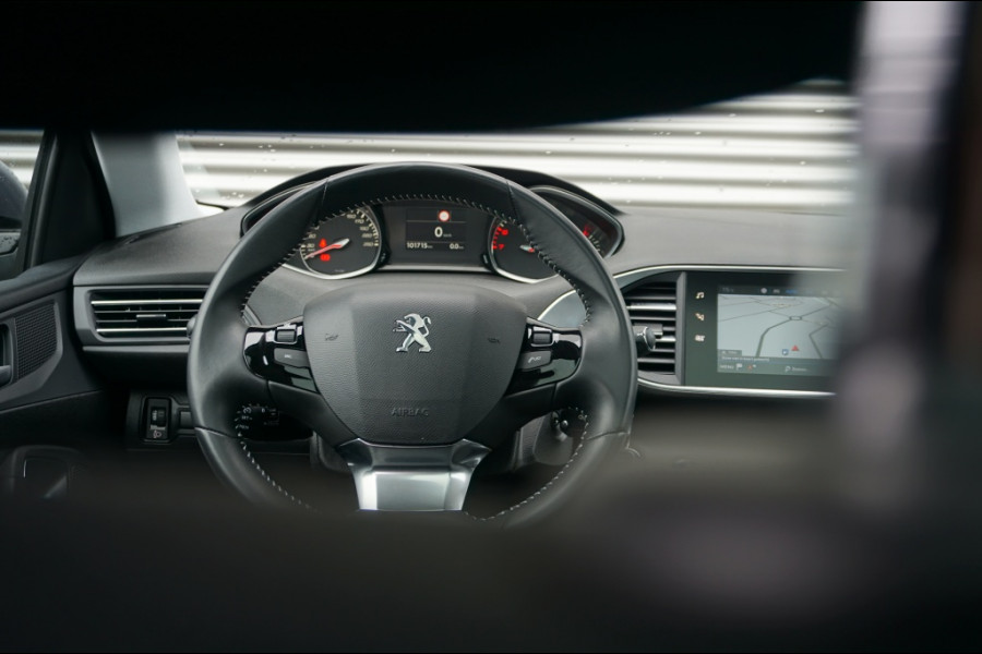 Peugeot 308 SW 110PK Blue Lease Executive TREKHAAK | CARPLAY | PANO | NAVI!
