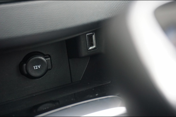 Peugeot 308 SW 110PK Blue Lease Executive TREKHAAK | CARPLAY | PANO | NAVI!