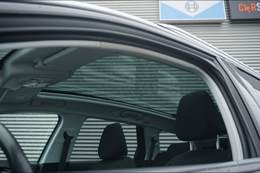 Peugeot 308 SW 110PK Blue Lease Executive TREKHAAK | CARPLAY | PANO | NAVI!
