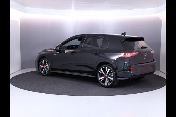 Volkswagen Golf GTE 1.5 eHybrid 200 kW / 272 pk Hatchback 6 versn.