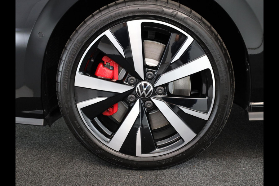 Volkswagen Golf GTE 1.5 eHybrid 200 kW / 272 pk Hatchback 6 versn.