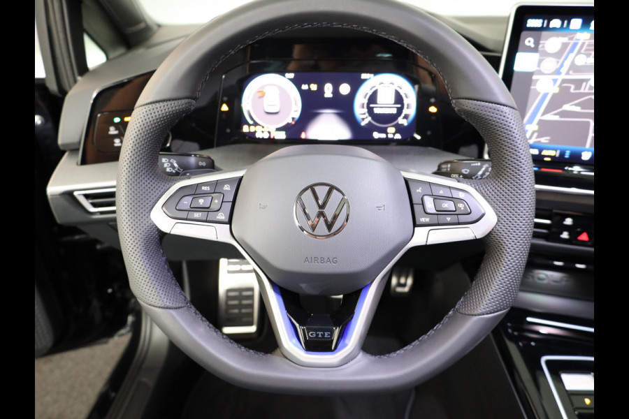 Volkswagen Golf GTE 1.5 eHybrid 200 kW / 272 pk Hatchback 6 versn.