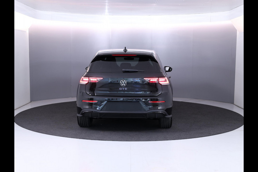Volkswagen Golf GTE 1.5 eHybrid 200 kW / 272 pk Hatchback 6 versn.