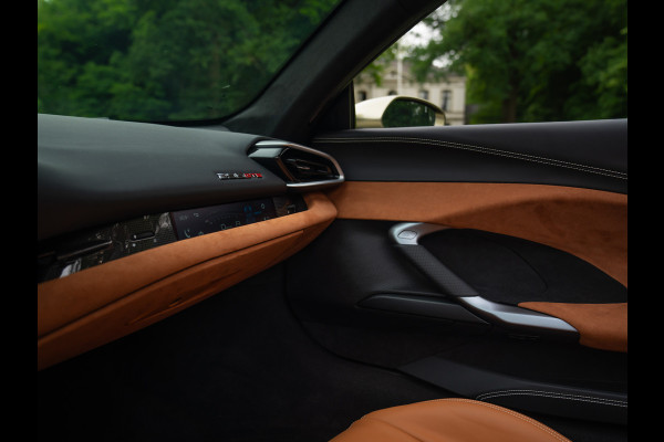 Ferrari 296 GTS 3.0 V6 | Verde Masoni | Atelier | New Car | Full carbon | Lift