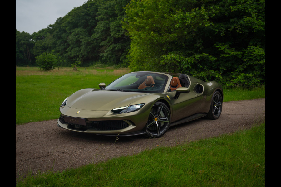 Ferrari 296 GTS 3.0 V6 | Verde Masoni | Atelier | New Car | Full carbon | Lift