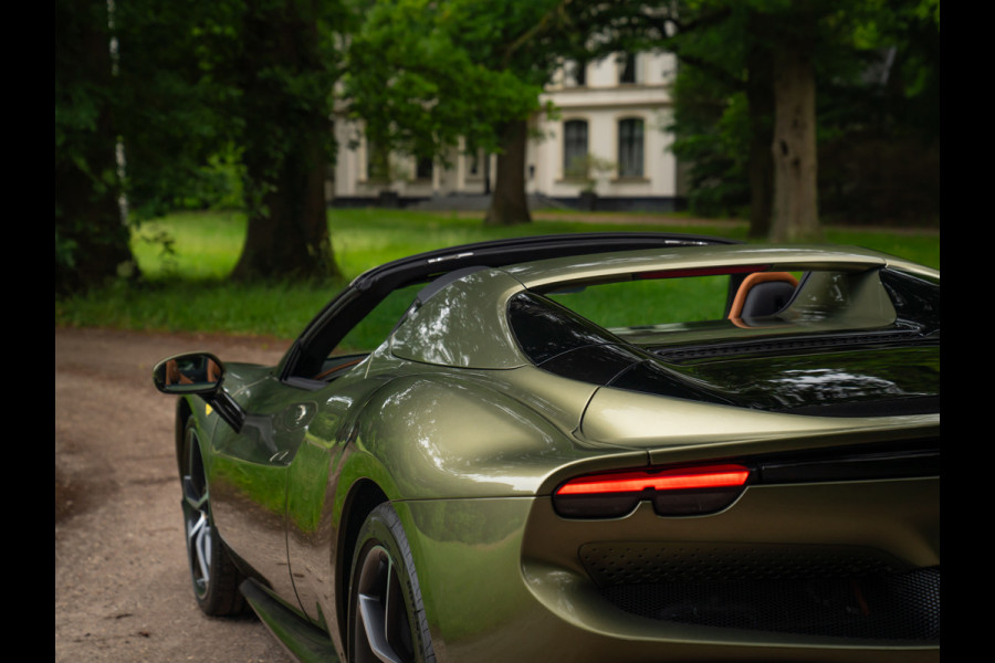 Ferrari 296 GTS 3.0 V6 | Verde Masoni | Atelier | New Car | Full carbon | Lift
