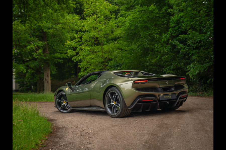 Ferrari 296 GTS 3.0 V6 | Verde Masoni | Atelier | New Car | Full carbon | Lift