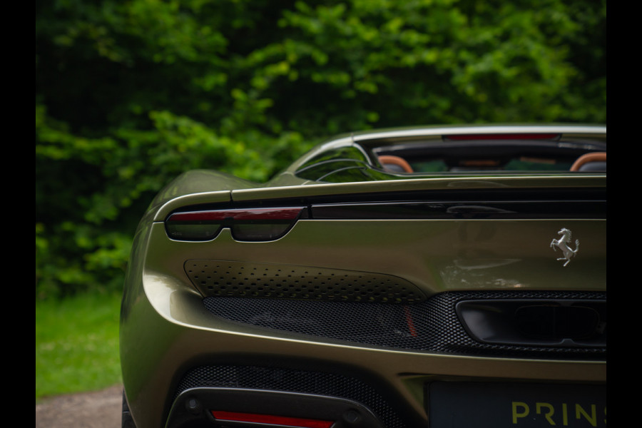Ferrari 296 GTS 3.0 V6 | Verde Masoni | Atelier | New Car | Full carbon | Lift