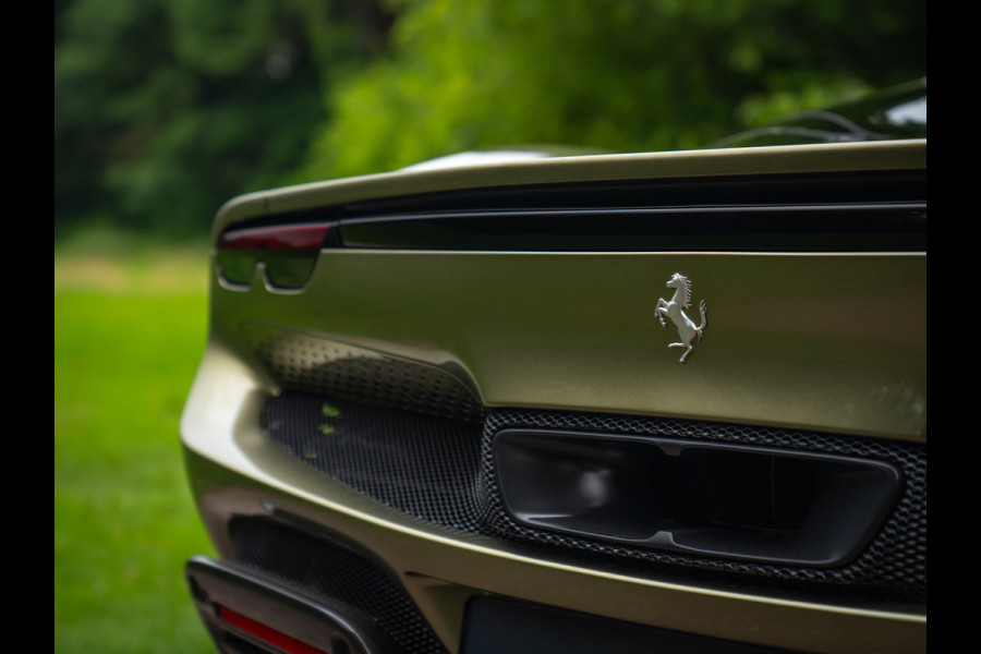 Ferrari 296 GTS 3.0 V6 | Verde Masoni | Atelier | New Car | Full carbon | Lift