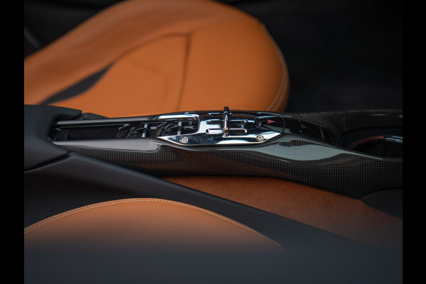 Ferrari 296 GTS 3.0 V6 | Verde Masoni | Atelier | New Car | Full carbon | Lift