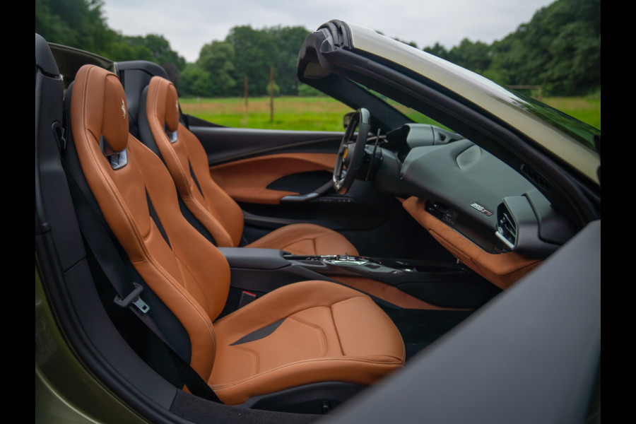 Ferrari 296 GTS 3.0 V6 | Verde Masoni | Atelier | New Car | Full carbon | Lift