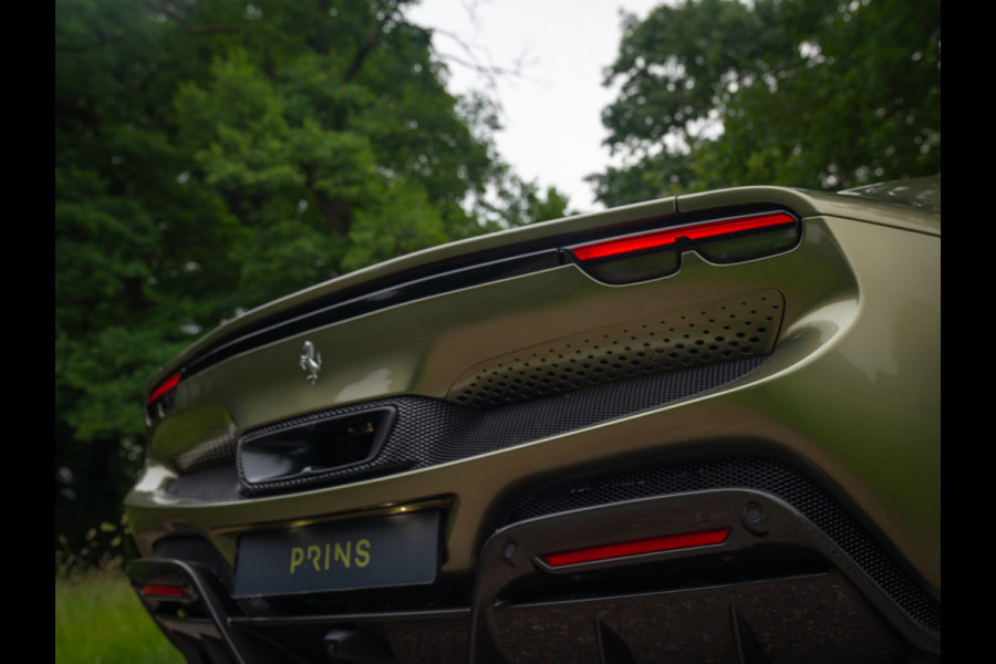 Ferrari 296 GTS 3.0 V6 | Verde Masoni | Atelier | New Car | Full carbon | Lift