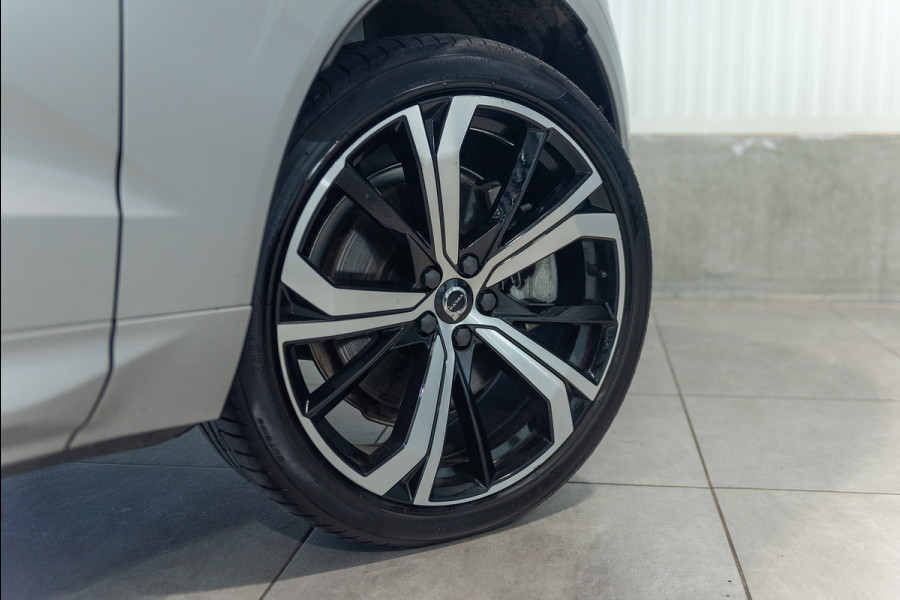 Volvo XC60 T8 Aut. LongRange R-Design Leder 360Camera 455pk