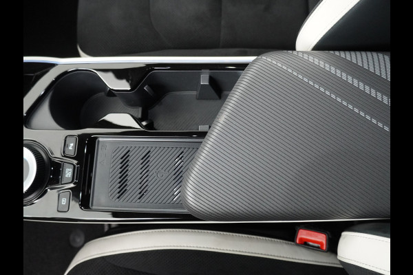Kia Ev6 GT-Line 77.4 kWh - Elektrisch glazen schuif-/kanteldak - Apple Carplay/Android Auto  - Fabrieksgarantie tot 05-2029