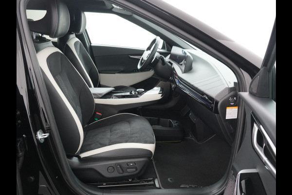 Kia Ev6 GT-Line 77.4 kWh - Elektrisch glazen schuif-/kanteldak - Apple Carplay/Android Auto  - Fabrieksgarantie tot 05-2029