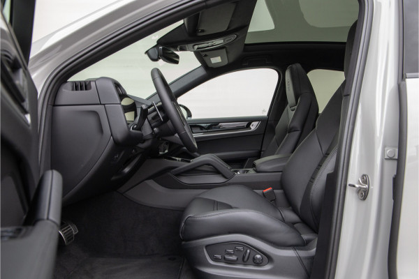 Porsche Cayenne Coupé 3.0 S E-Hybrid 520pk Sport-Design, Bose, Sportstoelen, Passenger Display, Adaptive Cruise, 2025