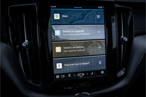 Volvo XC60 2.0 Recharge T6 AWD Ultimate Black Edition - B&W - HUD