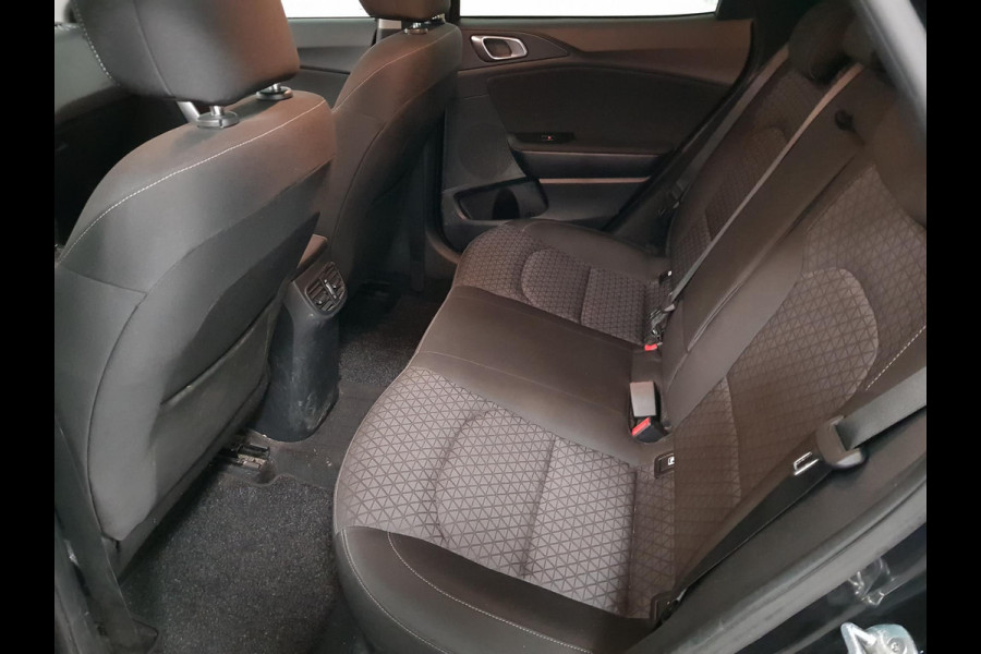 Kia Xceed 1.0 T-GDi 120pk Active Line | Navigatie | Climate Control | Camera | Parkeer Sensoren | Led | Stoel en stuurverwarming