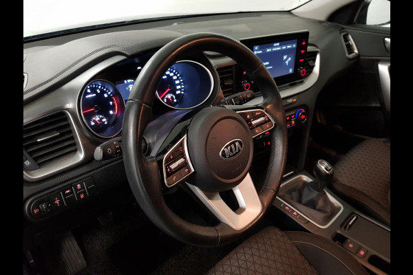 Kia Xceed 1.0 T-GDi 120pk Active Line | Navigatie | Climate Control | Camera | Parkeer Sensoren | Led | Stoel en stuurverwarming