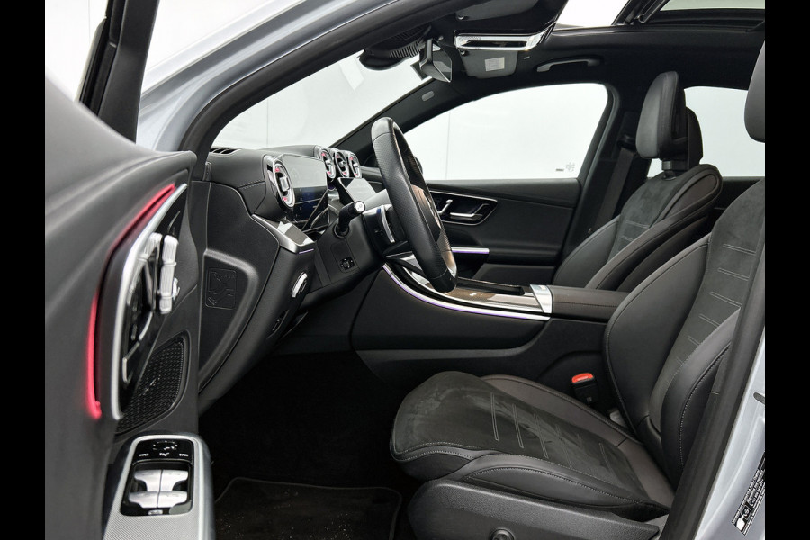 Mercedes-Benz GLC 300 e 4MATIC AMG Line | DIGITAL LIGHT | KEYLESS GO-comfortpakket | Parkeerpakket met 360°-camera | Memorypakket | EASY PACK achterklep | 	URBAN GUARD voertuigbescherming plus |