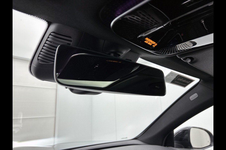 Mercedes-Benz GLC 300 e 4MATIC AMG Line | DIGITAL LIGHT | KEYLESS GO-comfortpakket | Parkeerpakket met 360°-camera | Memorypakket | EASY PACK achterklep | 	URBAN GUARD voertuigbescherming plus |