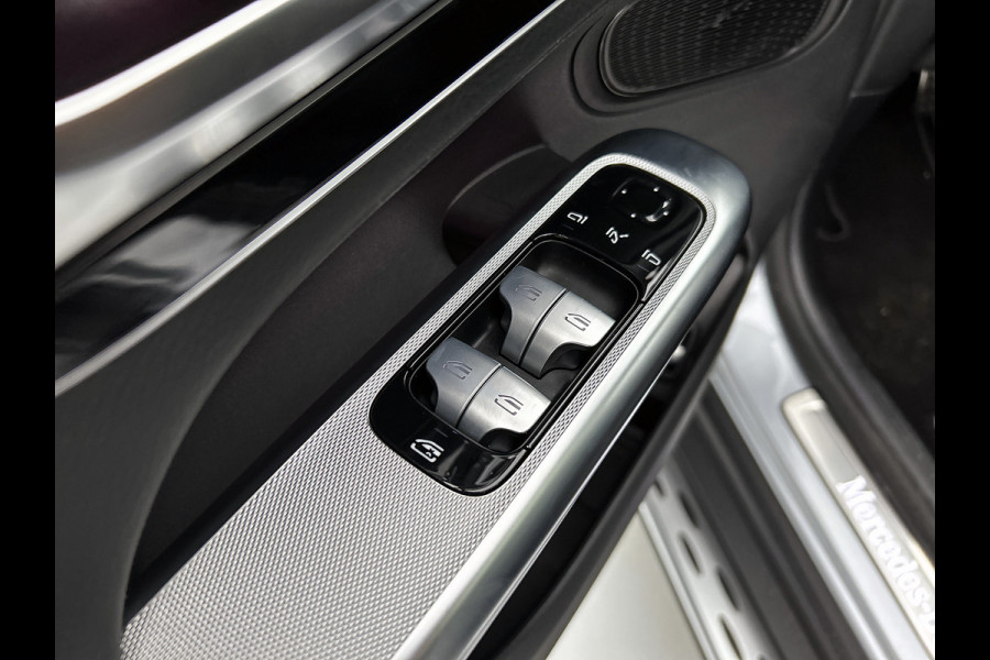 Mercedes-Benz GLC 300 e 4MATIC AMG Line | DIGITAL LIGHT | KEYLESS GO-comfortpakket | Parkeerpakket met 360°-camera | Memorypakket | EASY PACK achterklep | 	URBAN GUARD voertuigbescherming plus |