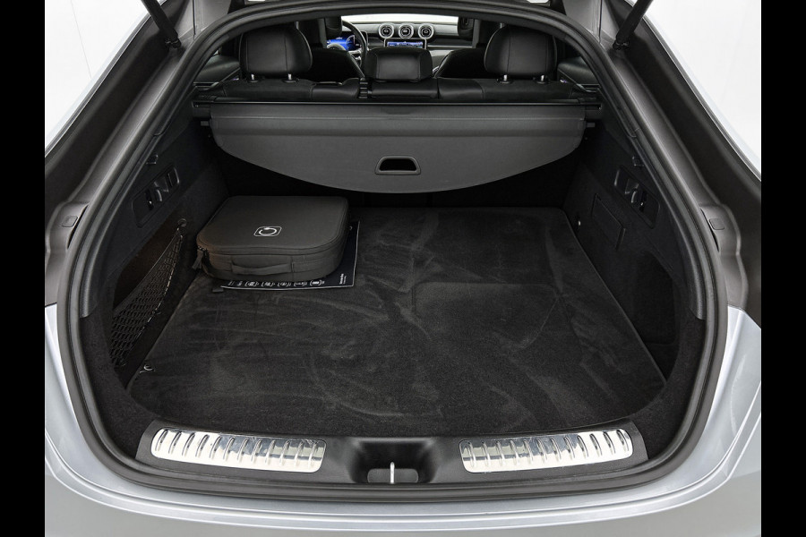 Mercedes-Benz GLC 300 e 4MATIC AMG Line | DIGITAL LIGHT | KEYLESS GO-comfortpakket | Parkeerpakket met 360°-camera | Memorypakket | EASY PACK achterklep | 	URBAN GUARD voertuigbescherming plus |