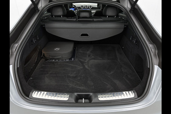 Mercedes-Benz GLC 300 e 4MATIC AMG Line | DIGITAL LIGHT | KEYLESS GO-comfortpakket | Parkeerpakket met 360°-camera | Memorypakket | EASY PACK achterklep | 	URBAN GUARD voertuigbescherming plus |