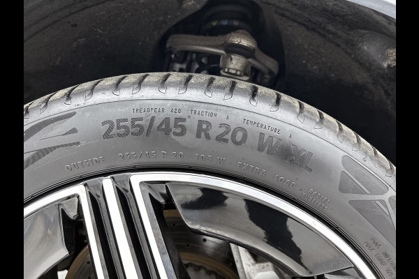 Mercedes-Benz GLC 300 e 4MATIC AMG Line | DIGITAL LIGHT | KEYLESS GO-comfortpakket | Parkeerpakket met 360°-camera | Memorypakket | EASY PACK achterklep | 	URBAN GUARD voertuigbescherming plus |