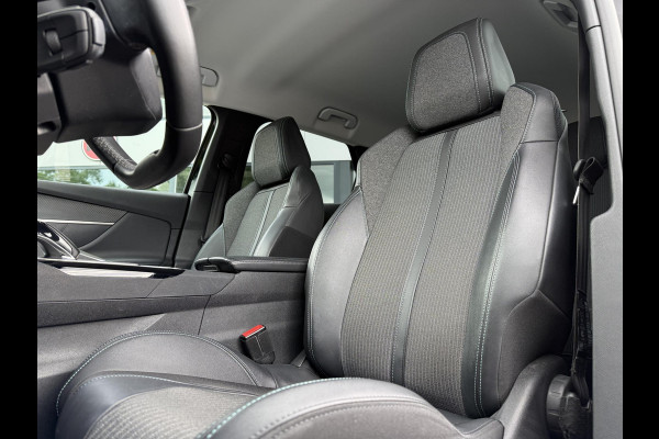 Peugeot 3008 1.2 PureTech Aut. | Allure | Navi | Camera | Nieuw Model